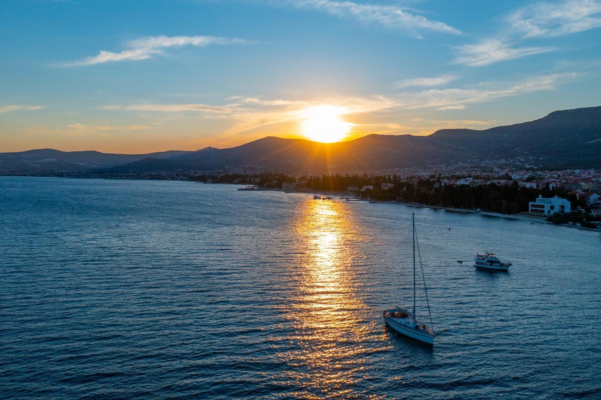 Navi Kaštela Exterior foto